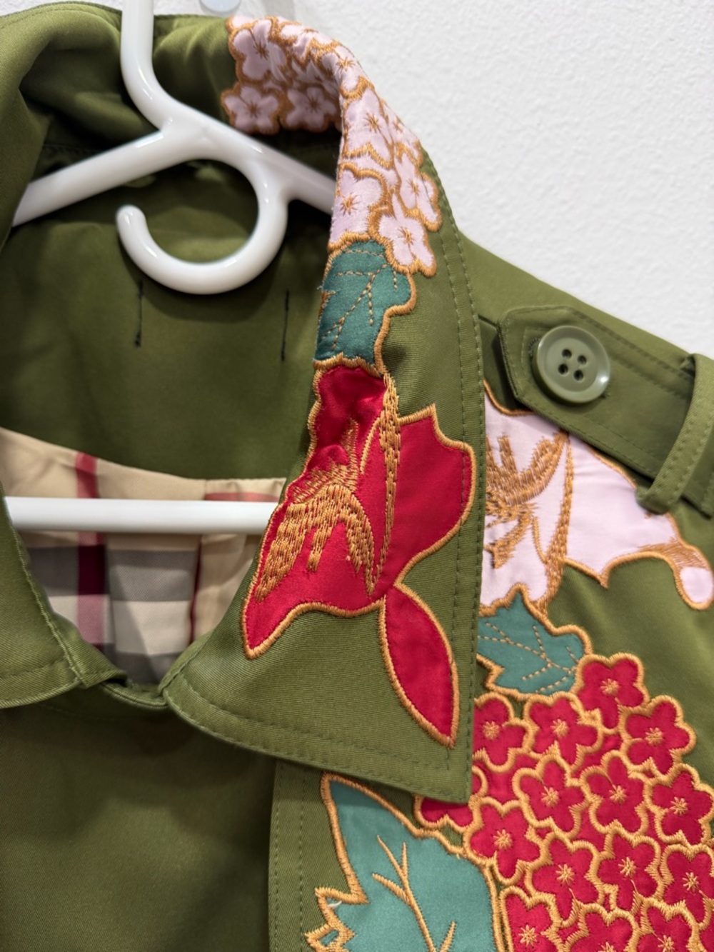 ONE OF A KIND — Iconic Floral Embroidered Olive Trench Coat | Size M - Picture 6 of 17